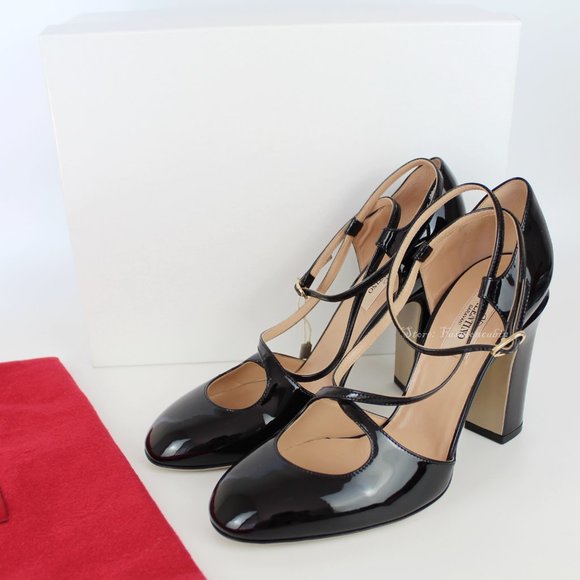 NEW VALENTINO GARAVANI Ankle Strap Patent Leather Pump - Picture 1 of 14